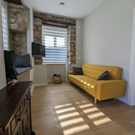 Apartment Plaza I